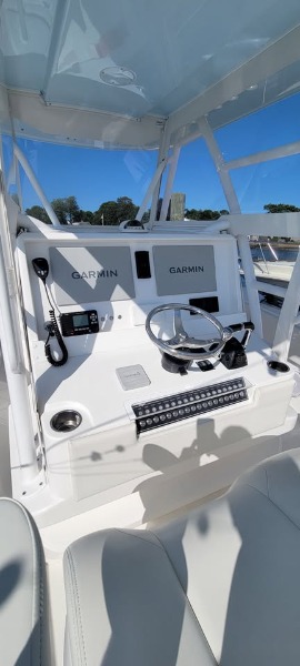 
								USA 2020 Invincible 36 Open USD full									