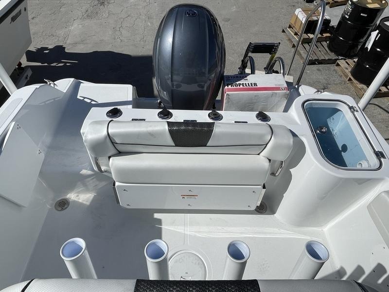 
								Wellcraft 222 Fisherman 2022 full									