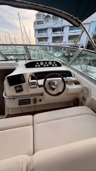 
								Spain 2000 Sea Ray 330 Sundancer €euros full									