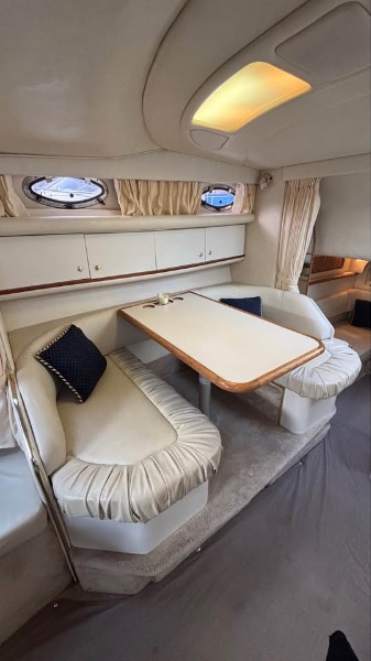
								Spain 2000 Sea Ray 330 Sundancer €euros full									