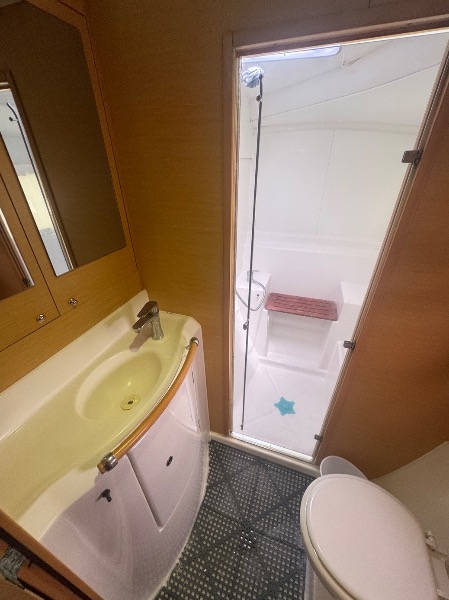 
								Grenada 2013 Lagoon 380 S2 USD full									