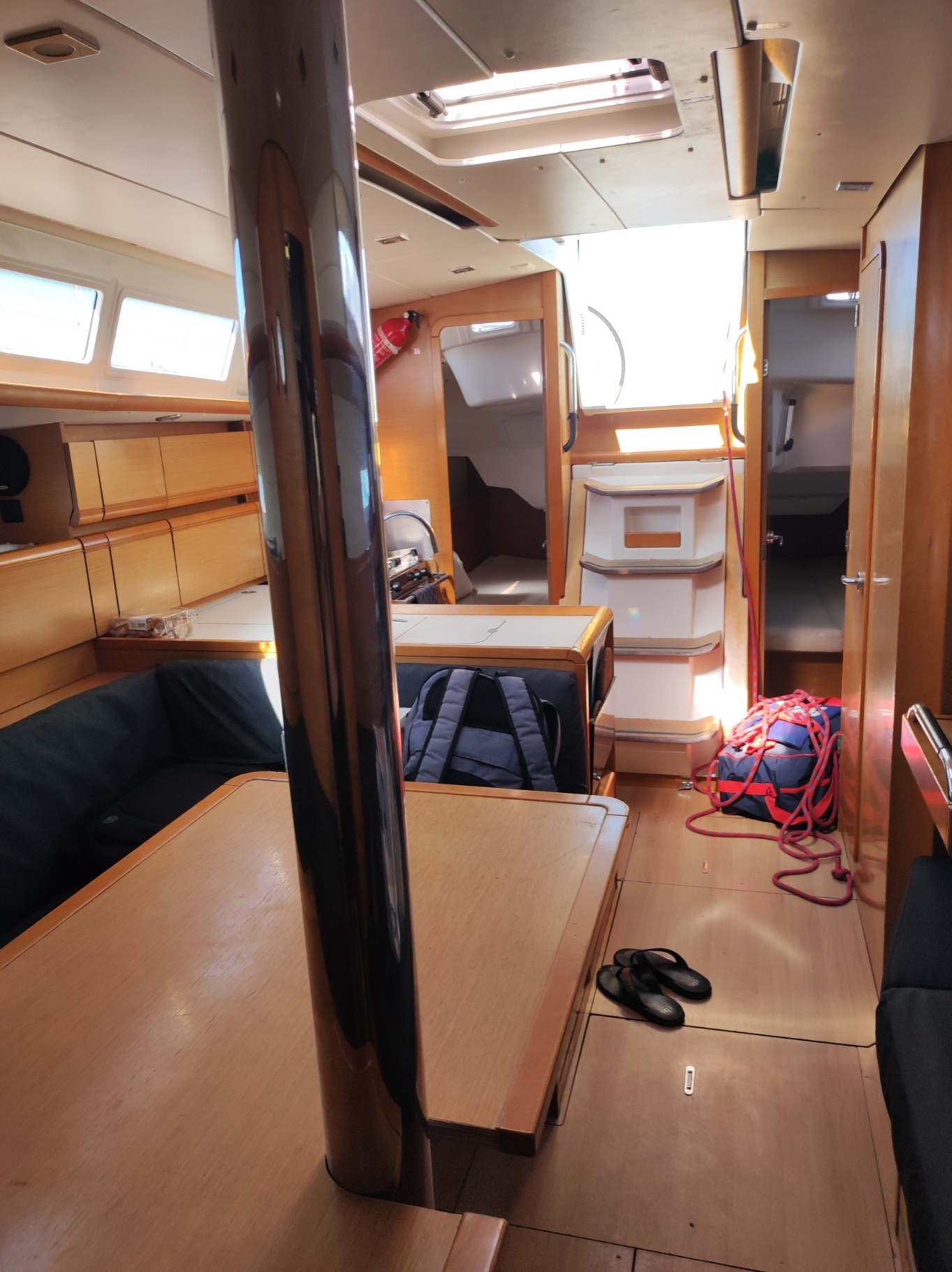 
								Jeanneau Sun Odyssey 379 2012 full									