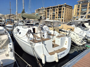 Hanse 325 2014