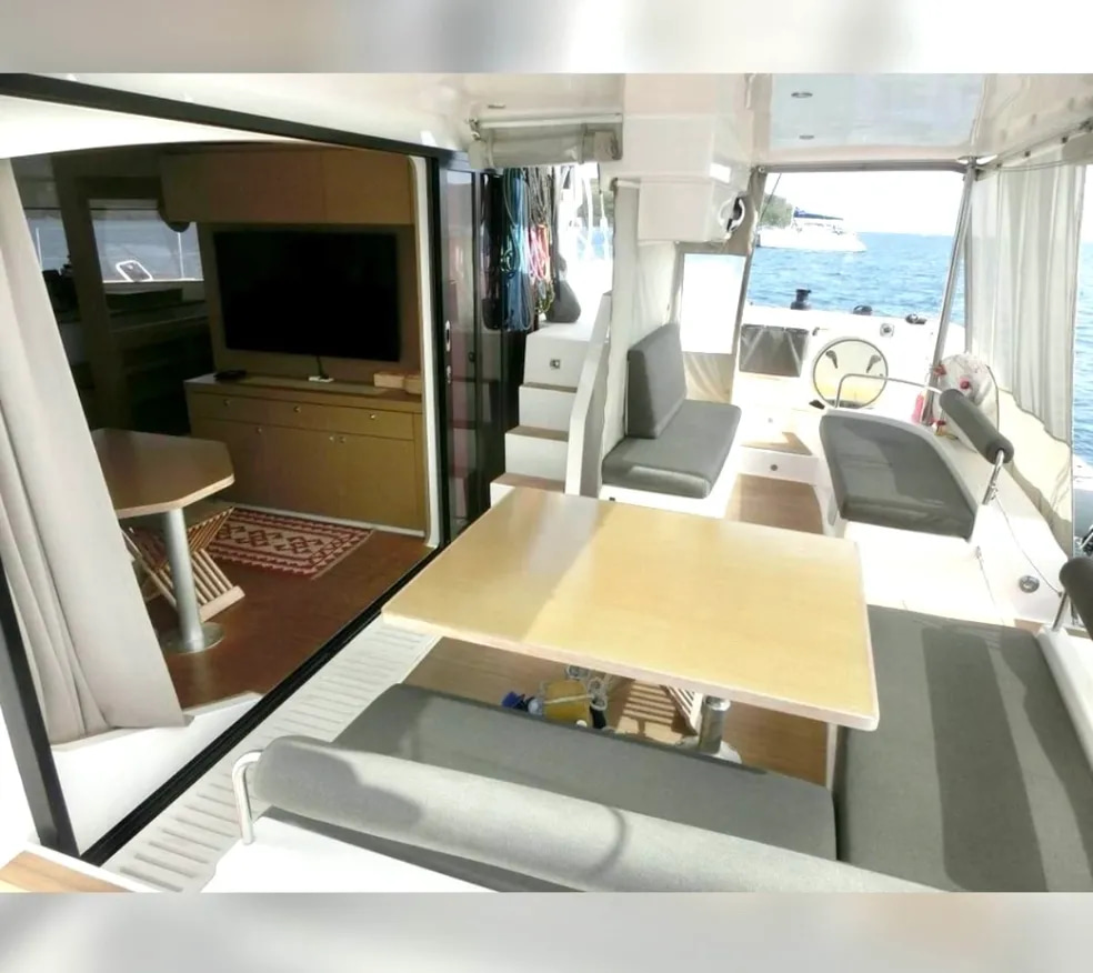 
								2020 NEEL 47 USD 549000 Grenada Grenada full									