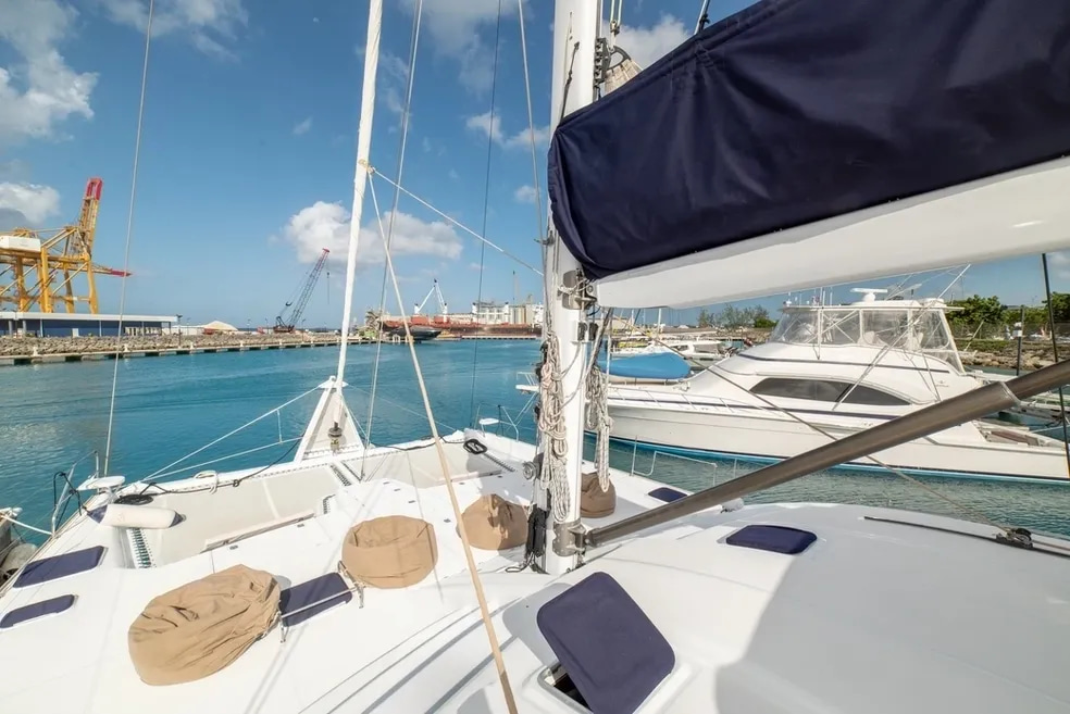 
								2004 Robertson & Caine Leopard 62 USD 695000 Barbados Barbados full									