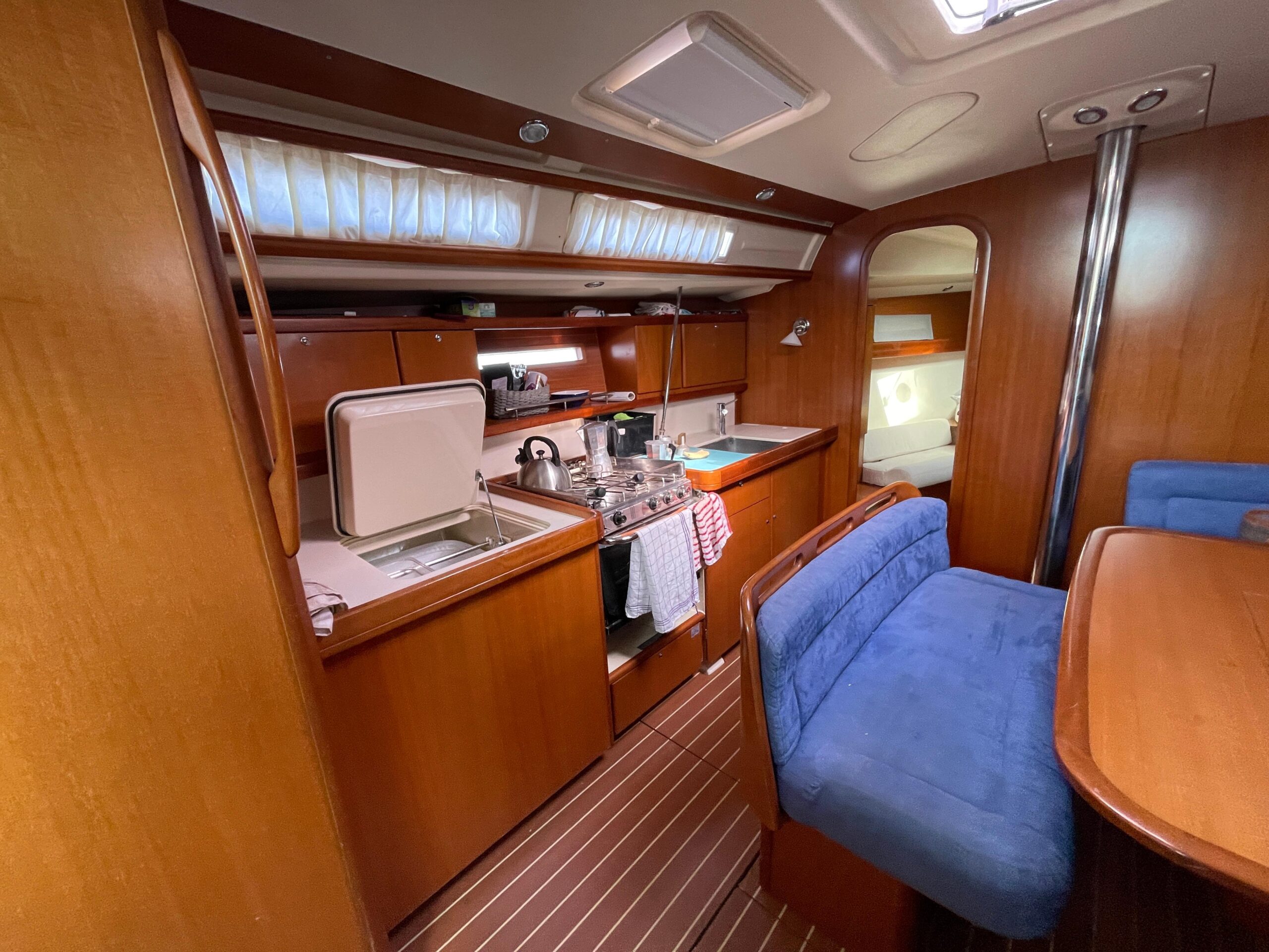 
								Dufour 425 GL 2007 full									