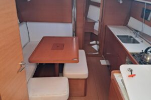 Dufour 375 Grand Large 2011