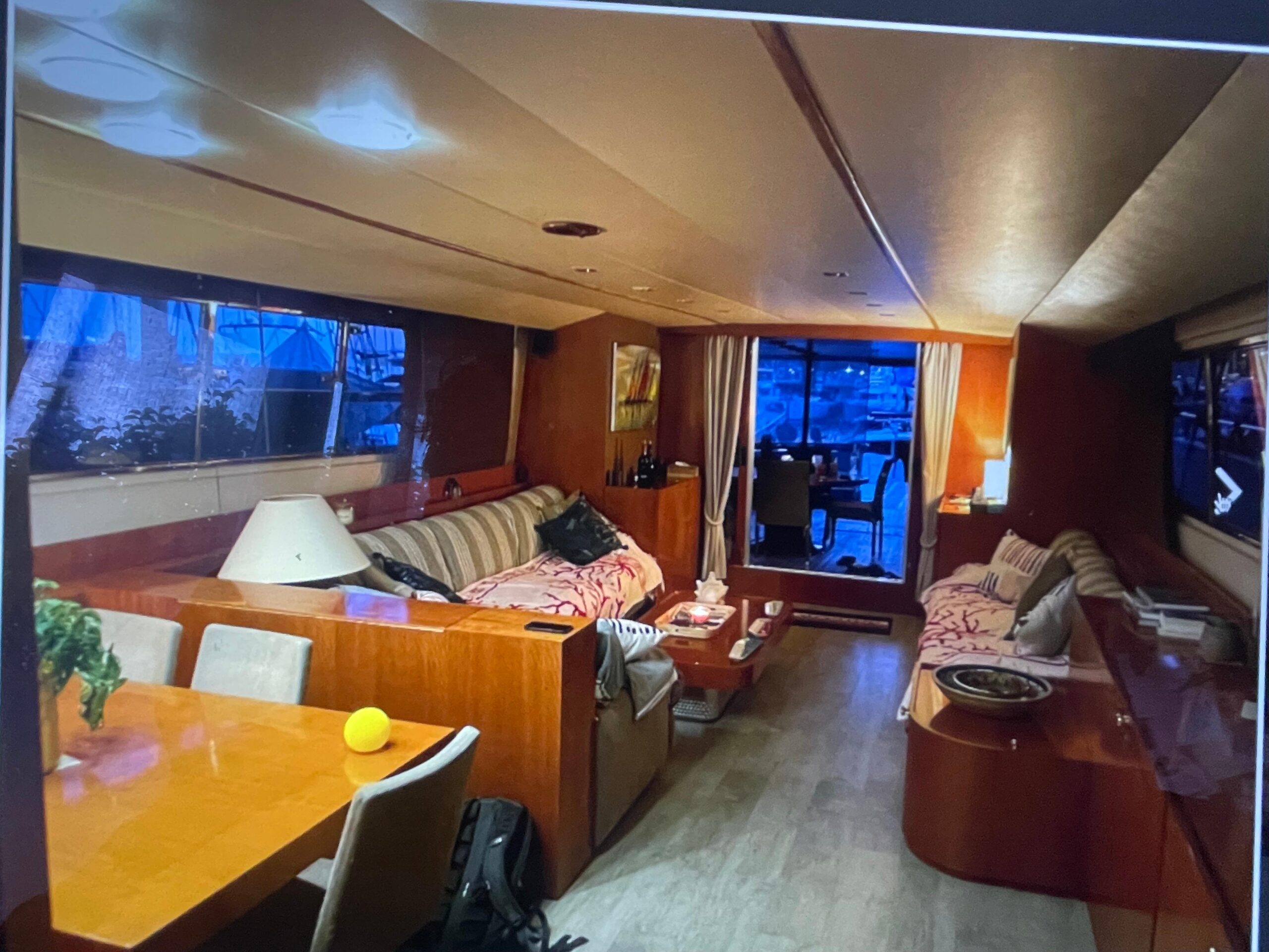 
								Admiral 25 1978 full									