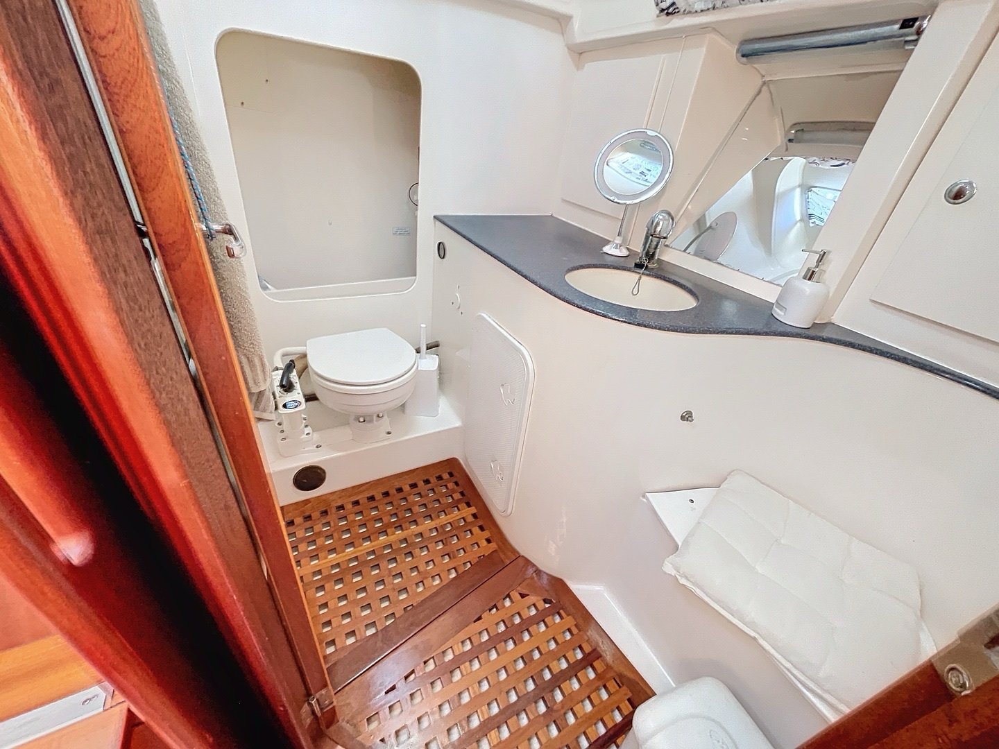 Thumbnail 11