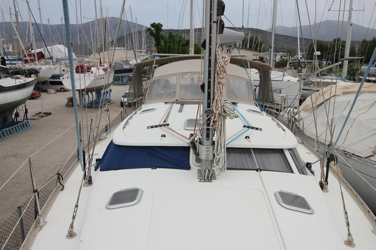 2003 43.3 foot Jeanneau Sun Odyssey 43 DS EUR 90000