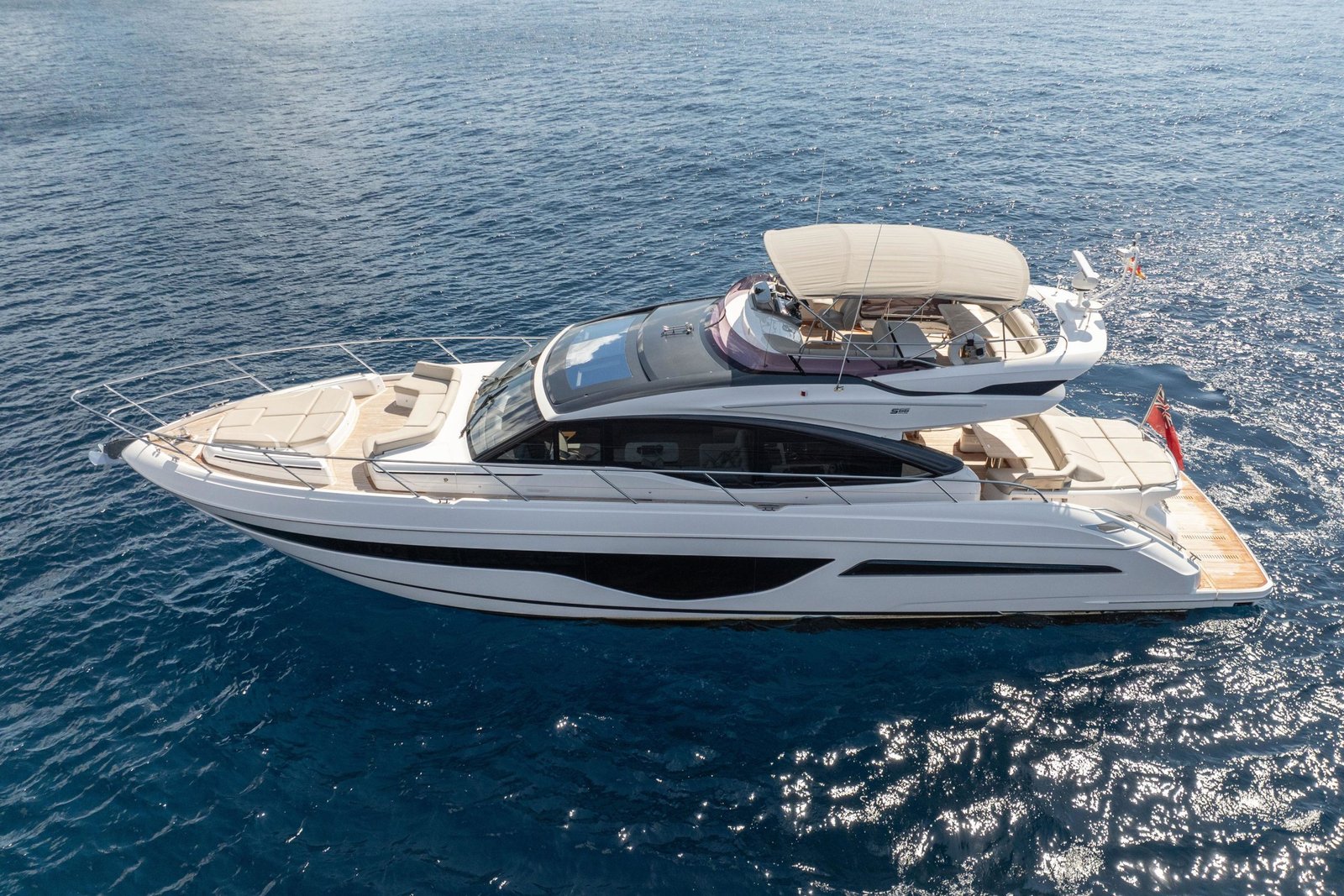 2022 66.1 foot Princess Yachts S66 EUR 2507475