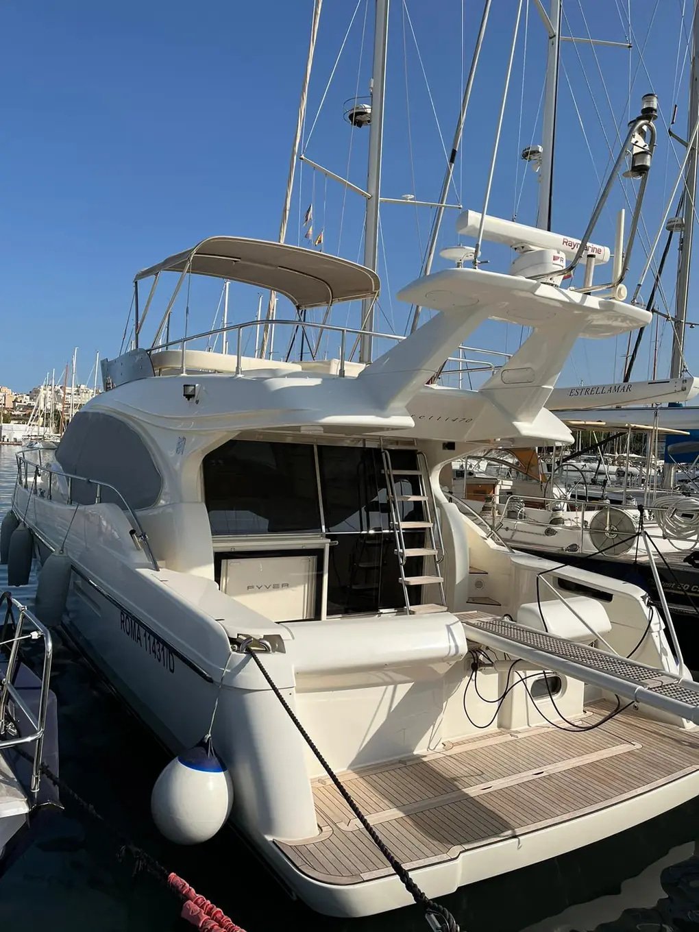 2010 47.4 foot Ferretti 470 EUR 415000