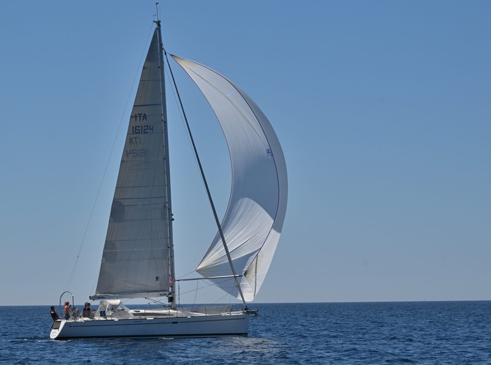 2009 40.3 foot Elan 410 EUR 125000
